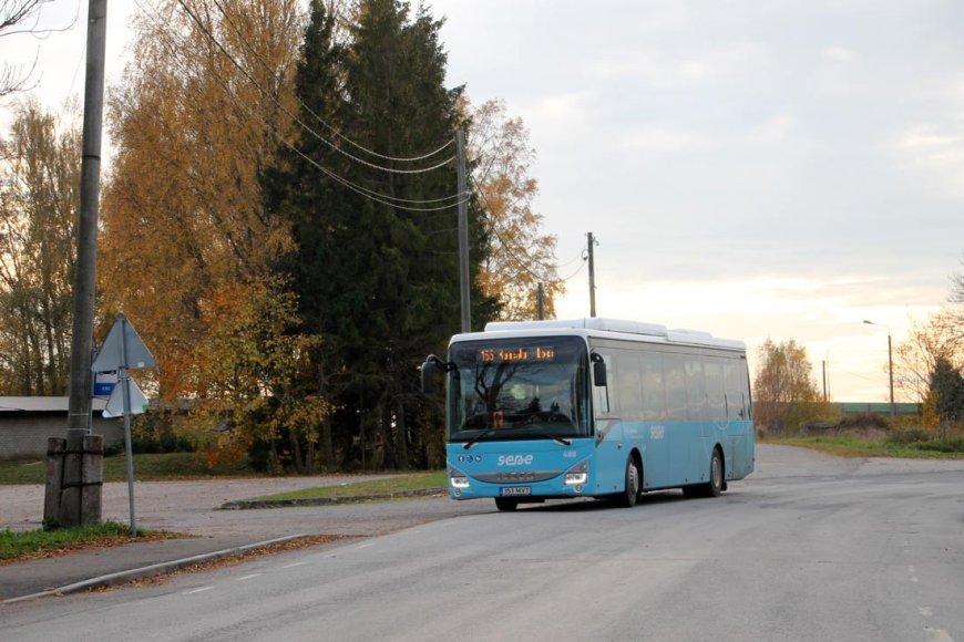 Alates 09.06.2025 korrigeeritakse seoses üleminekuga suvistele sõidugraafikutele kõiki Loksa ja Kuusalu suuna liinide sõiduplaane.