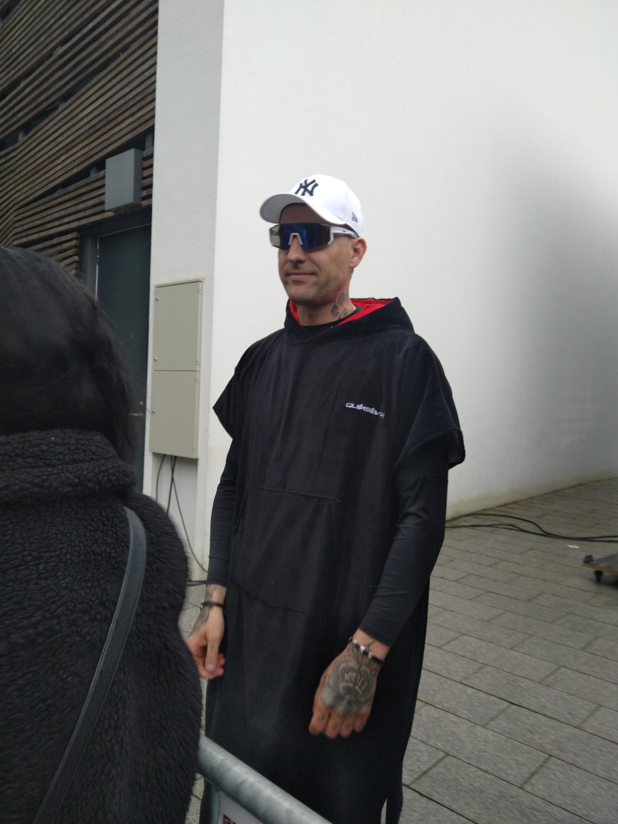 Virumaa suurim jaanipidu tõi tuhanded inimesed Rakvere Vallimäele