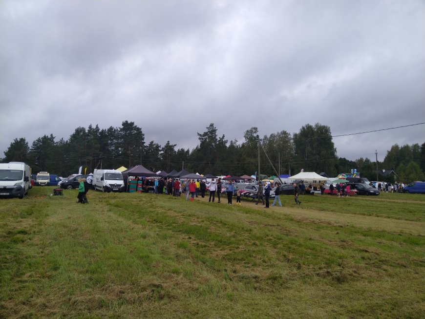 Kahala Liiva Laat tõi taas kokku rahva ja kauplejad