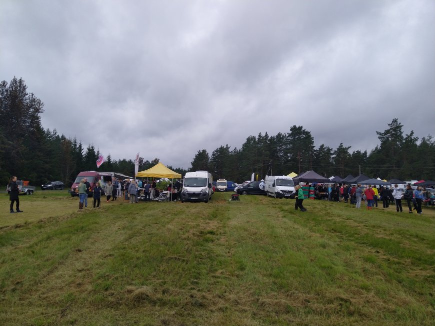 Kahala Liiva Laat tõi taas kokku rahva ja kauplejad