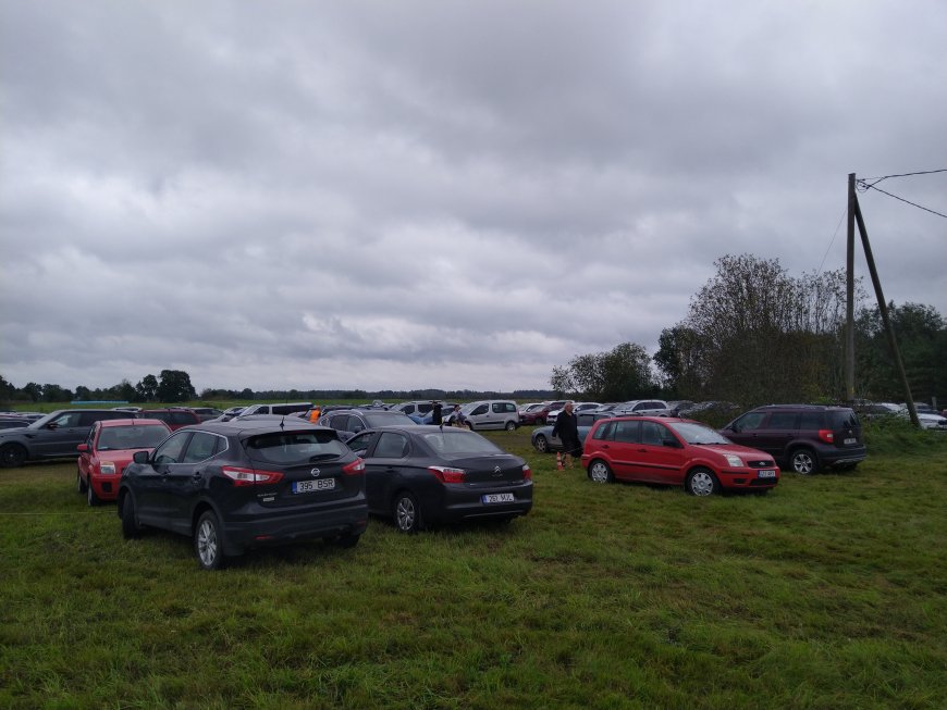 Kahala Liiva Laat tõi taas kokku rahva ja kauplejad