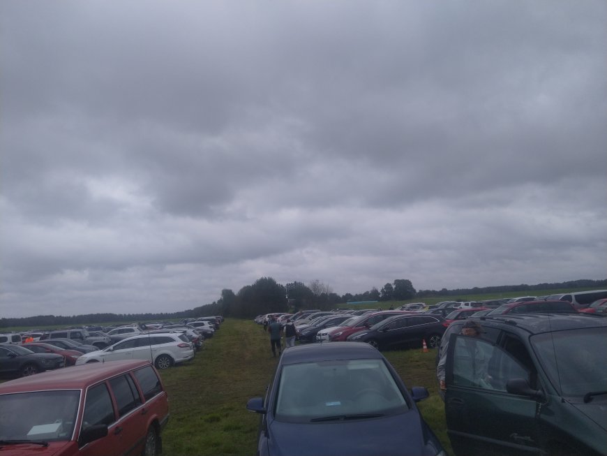 Kahala Liiva Laat tõi taas kokku rahva ja kauplejad