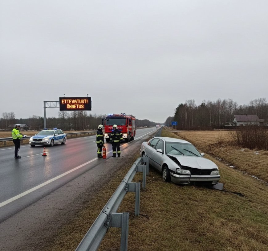 Päästjad leidsid Tallinna-Narva maanteelt eest vaid avariilise auto