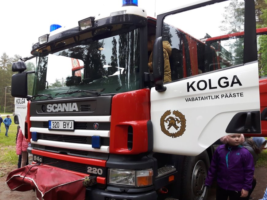 Kiiu metallitehases puhkes laupäeva hommikul tulekahju