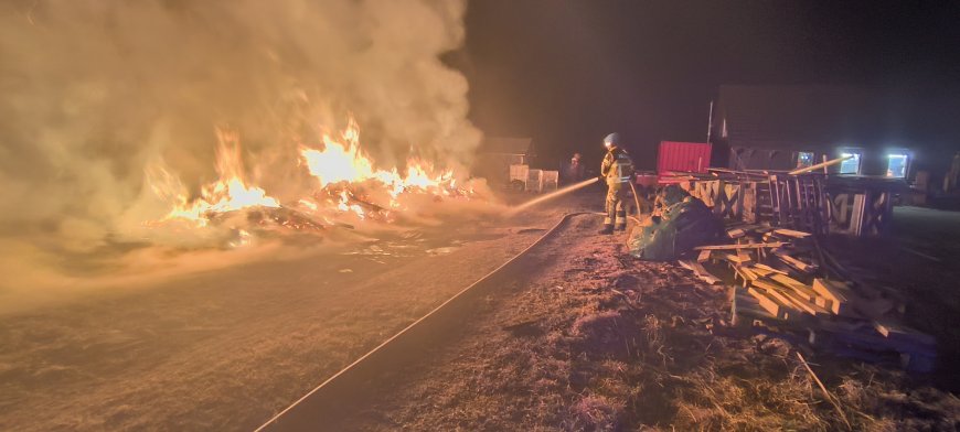 Joobetunnustusega  lõkkemeistrid panid Mäepea külas ohtu nii hooned kui heinapallid